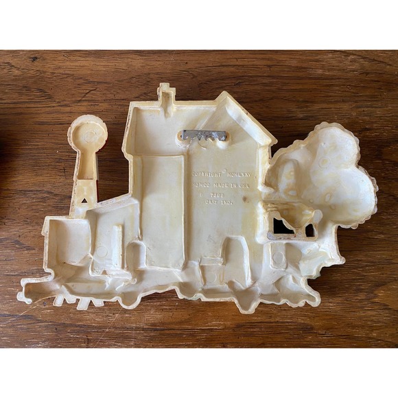 Vintage Pair of 1975 Homco Farmhouse and Big Red Barn Wall Hangings - Picture 3 of 8